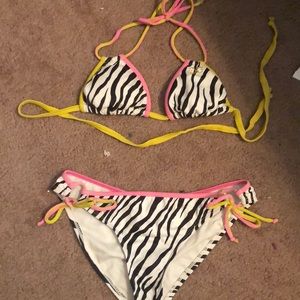 Guess bikini